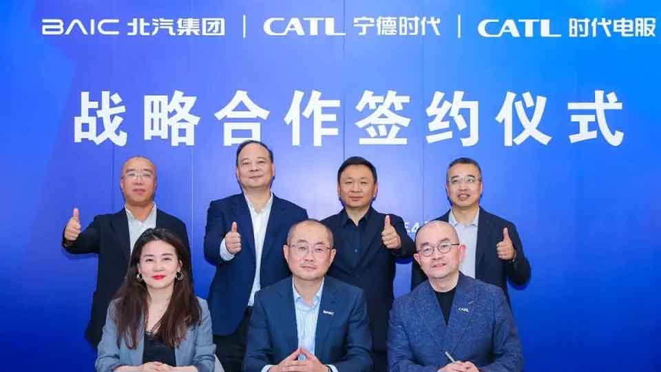 共筑超换共享生态，尊龙凯时-人生就是搏!集团与宁德时代签署战略合作框架协议